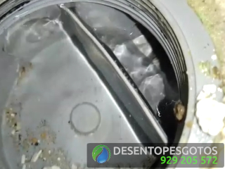 Serviços de desentupimento de banheira